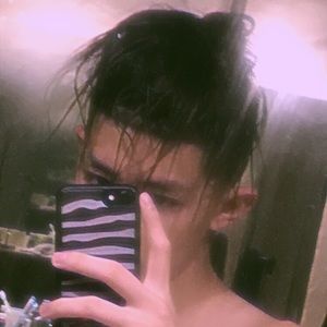 Meet your Posher, Huy